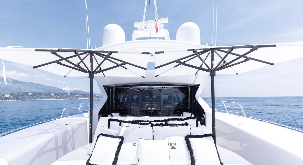 1K yacht charter 2
