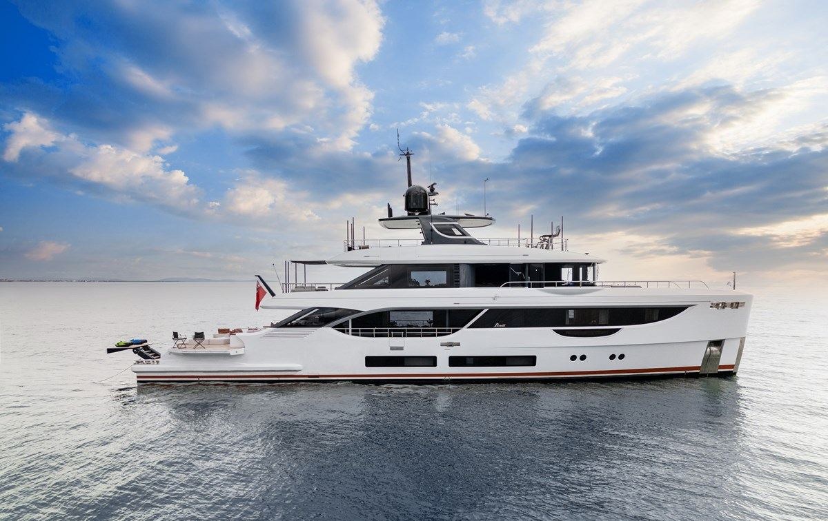 A+ yacht charter 1