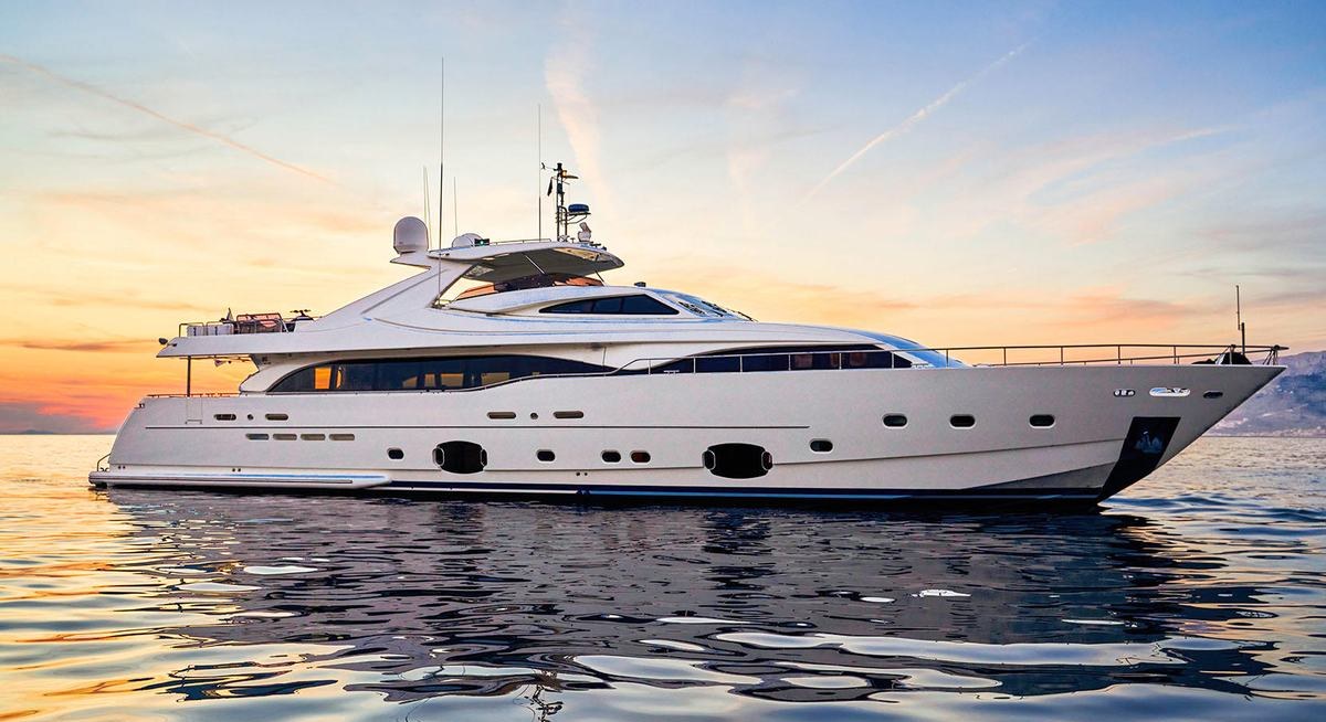 ACCEPTUS yacht charter 1