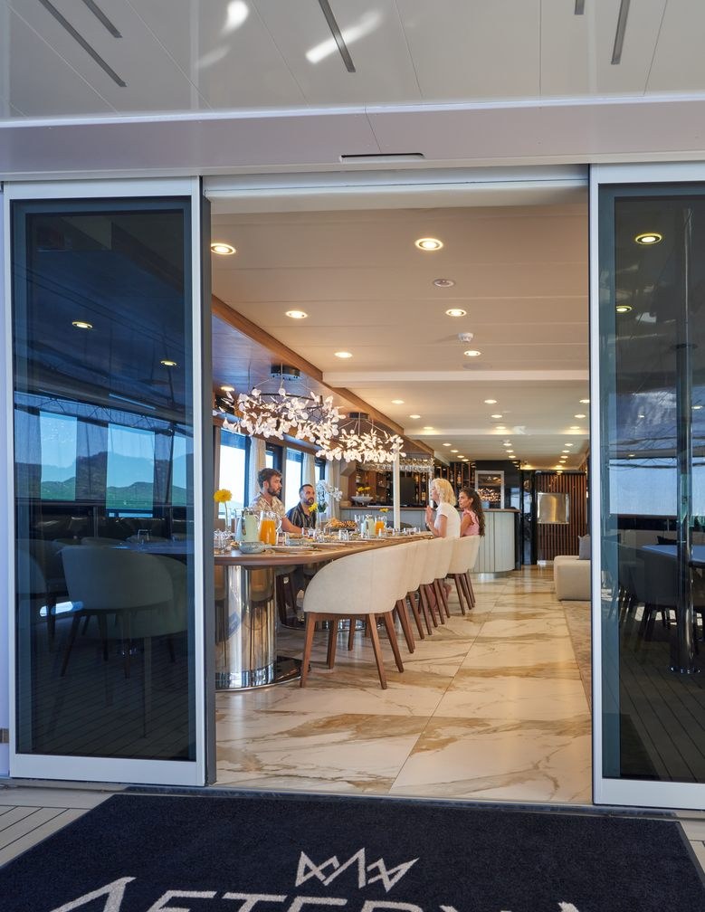 Yacht charter AETERNA YACHT CHARTER