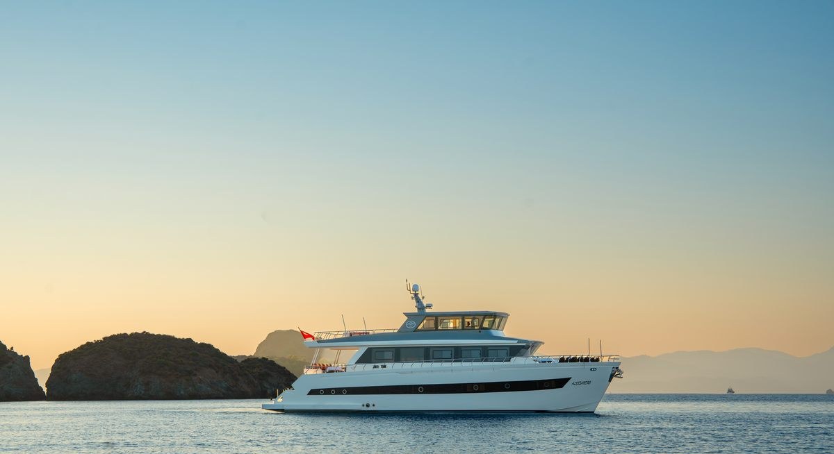 ALESSANDRO yacht charter 1