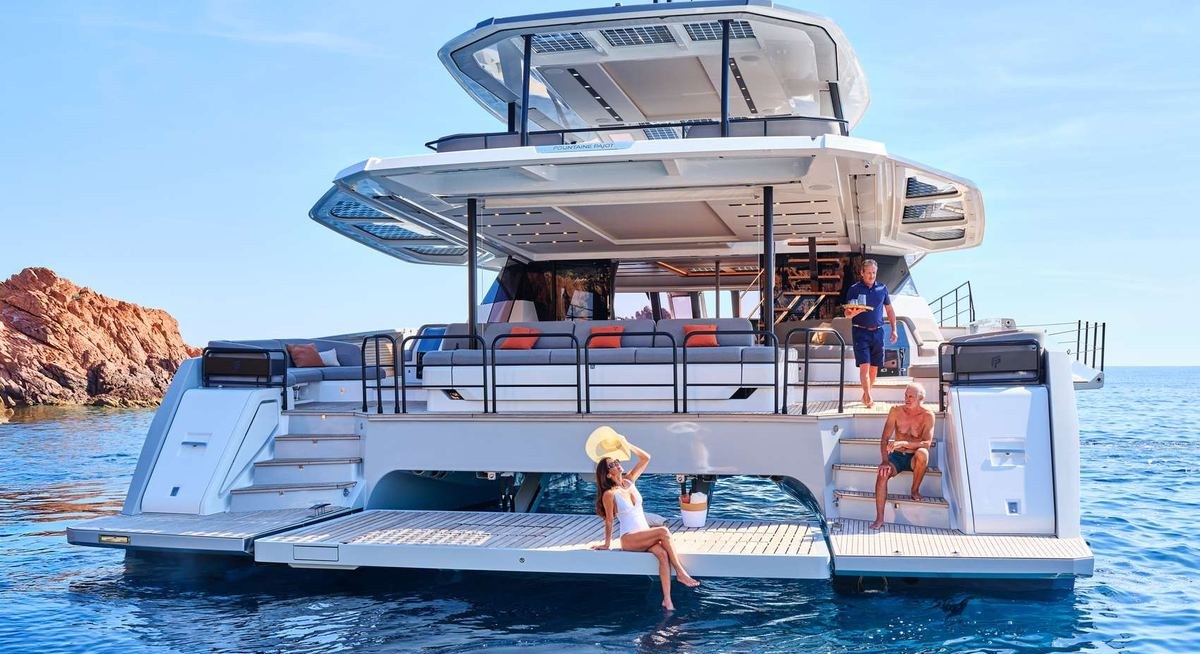 ALINA yacht charter 5
