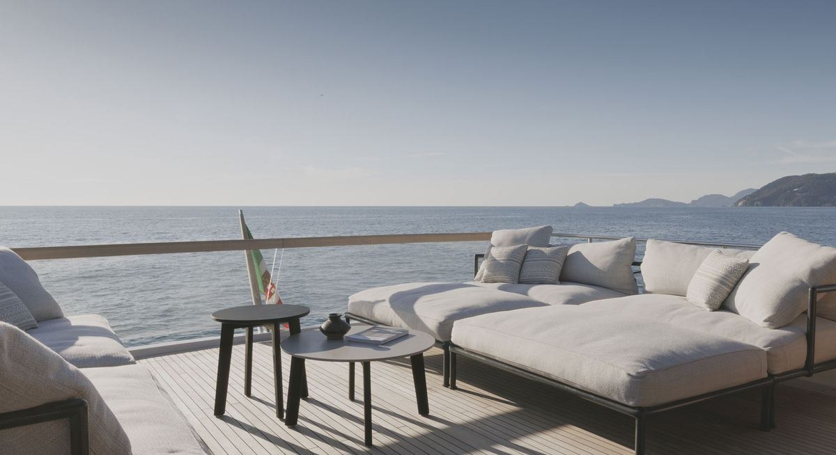 ALMA BLU yacht charter 3