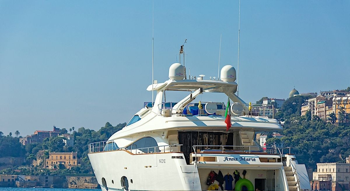 ANNE MARIE yacht charter 5
