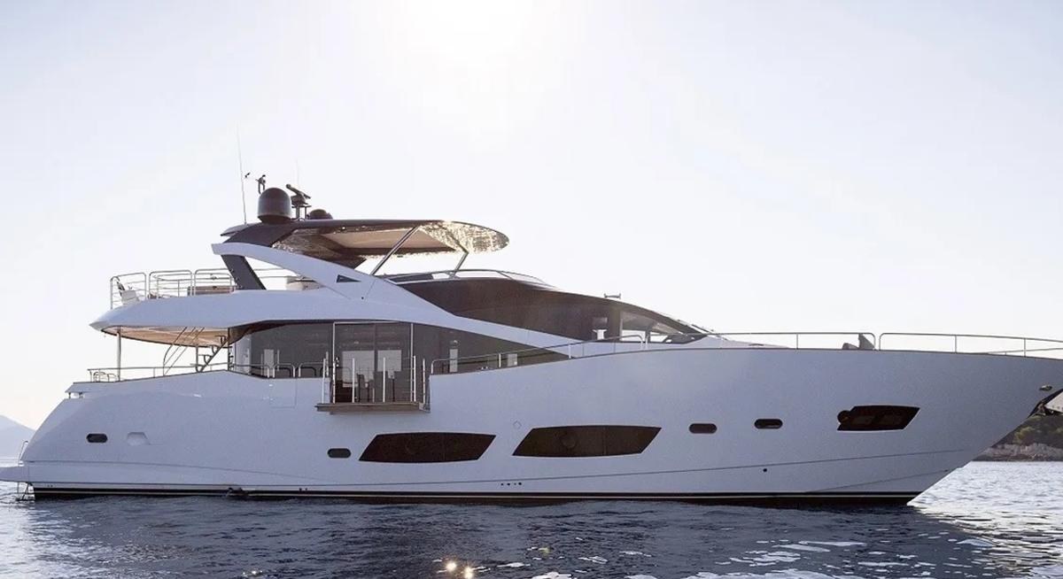 AQUA ANGEL yacht charter 2
