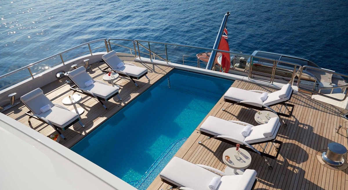 AQUARIUS yacht charter 5