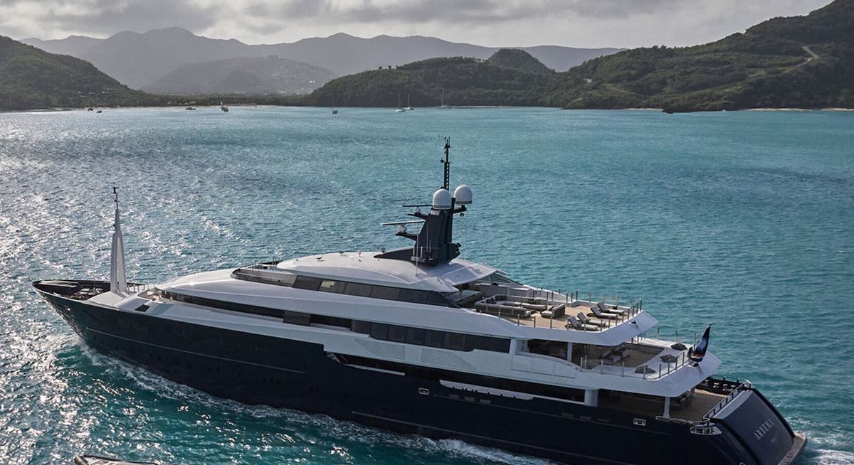 ARBEMA yacht charter 1