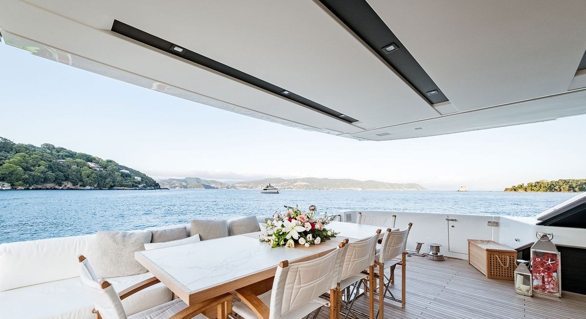 ARESYA yacht charter 4