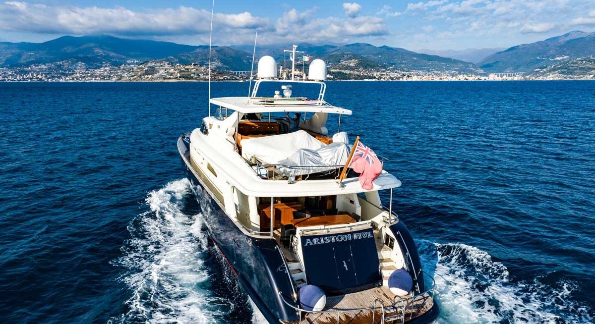 ARISTON FIVE yacht charter 5