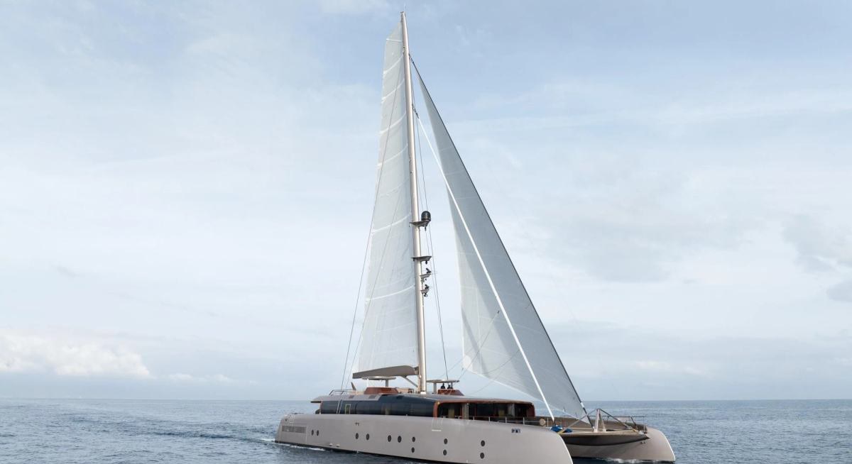 ARTEXPLORER yacht charter 1