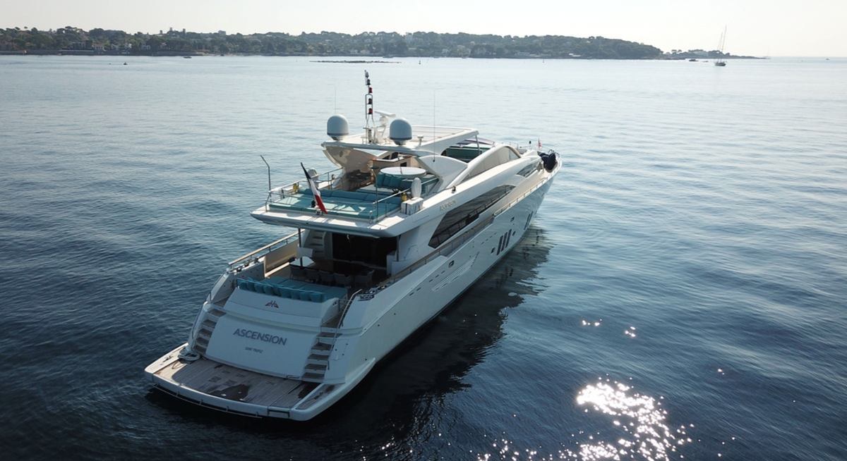 ASCENSION yacht charter 5