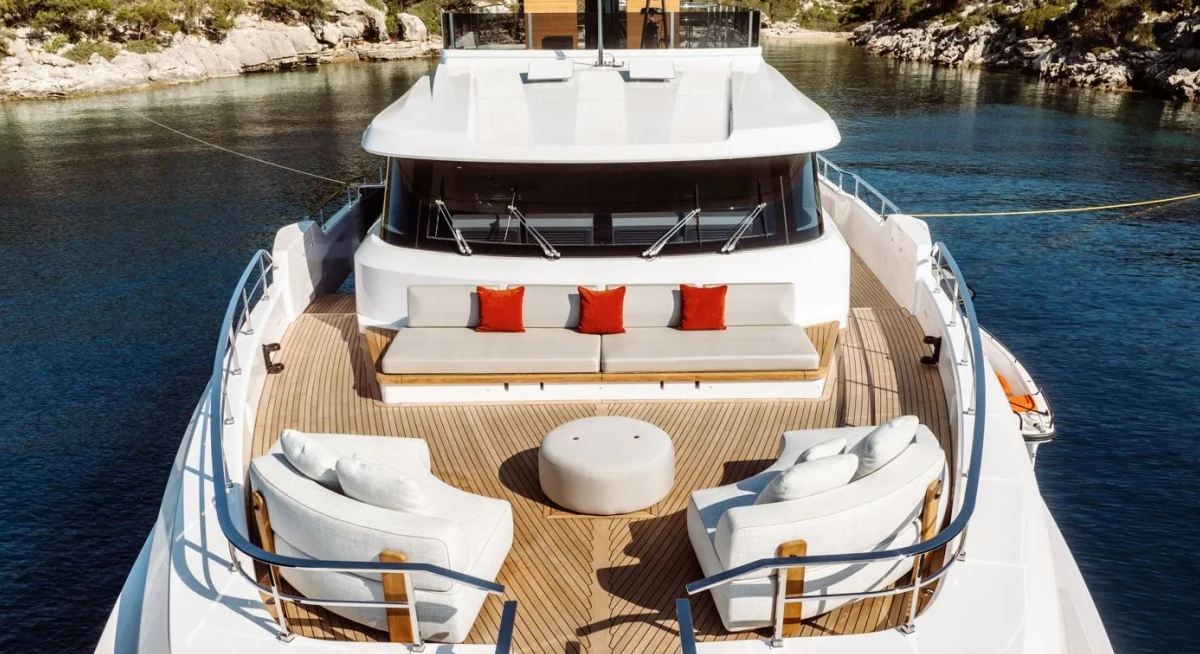 AT ONE yacht charter 2