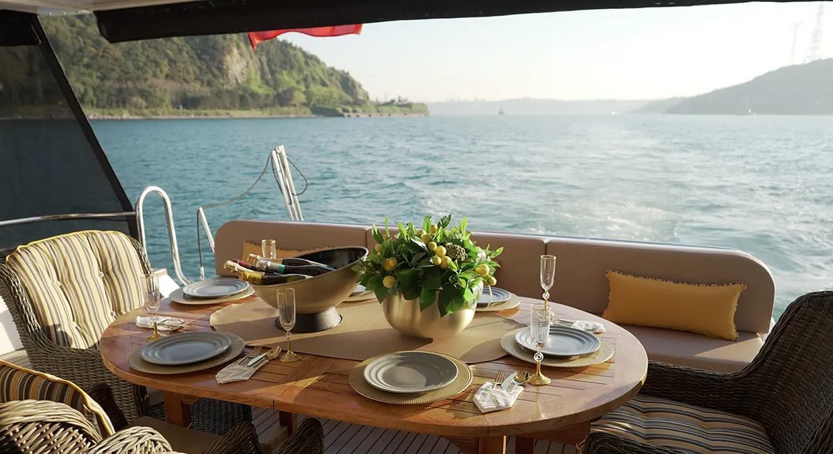 AYEM yacht charter 3