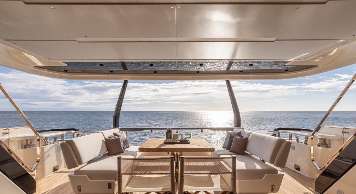 B.A.13 yacht charter 4