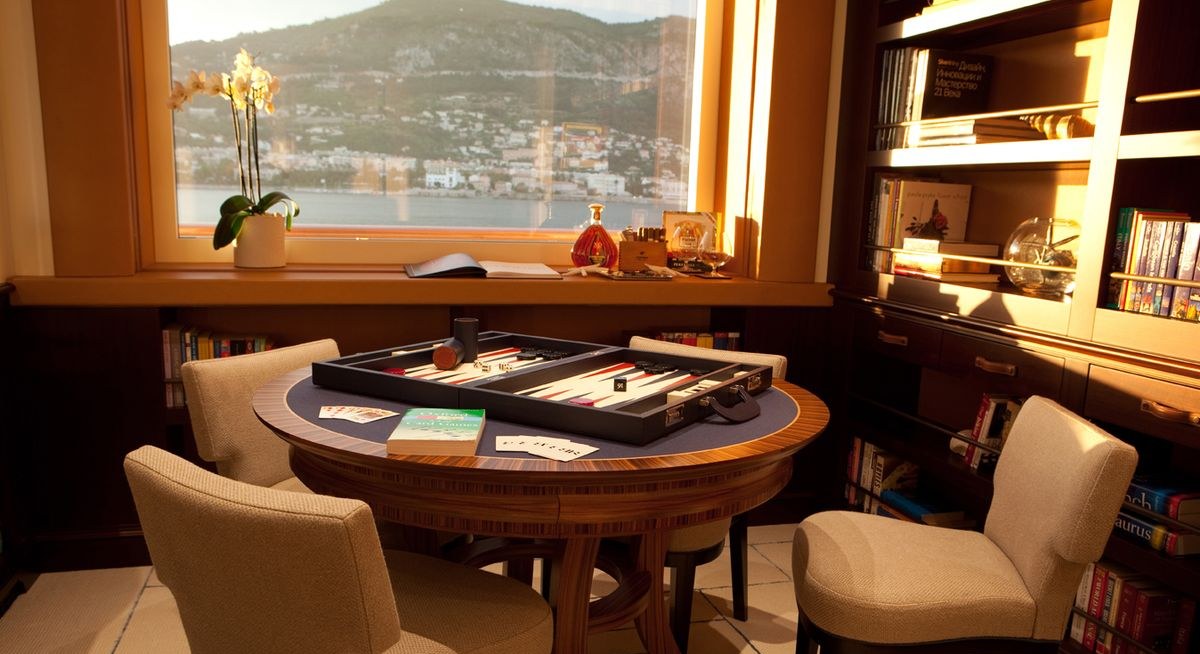 BATON ROUGE yacht charter 2