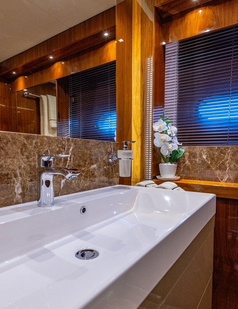 تأجير يخت BEST OF ME YACHT CHARTER