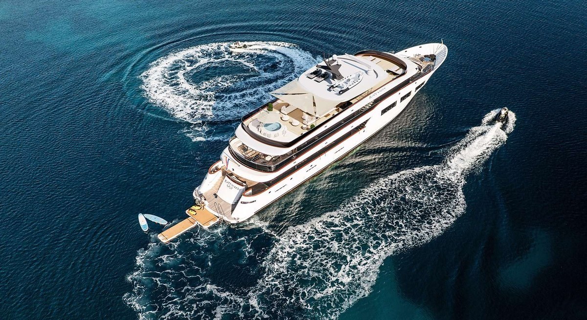 BLACK SWAN yacht charter 5