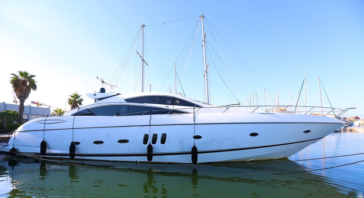 BLACK ZEN yacht charter 1