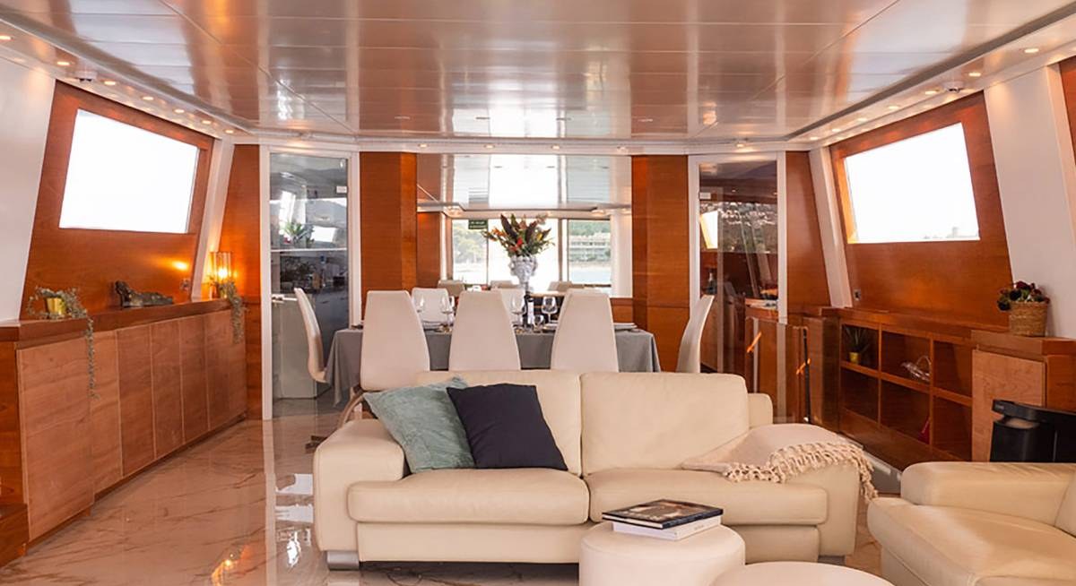 BLUE GOLD yacht charter 5