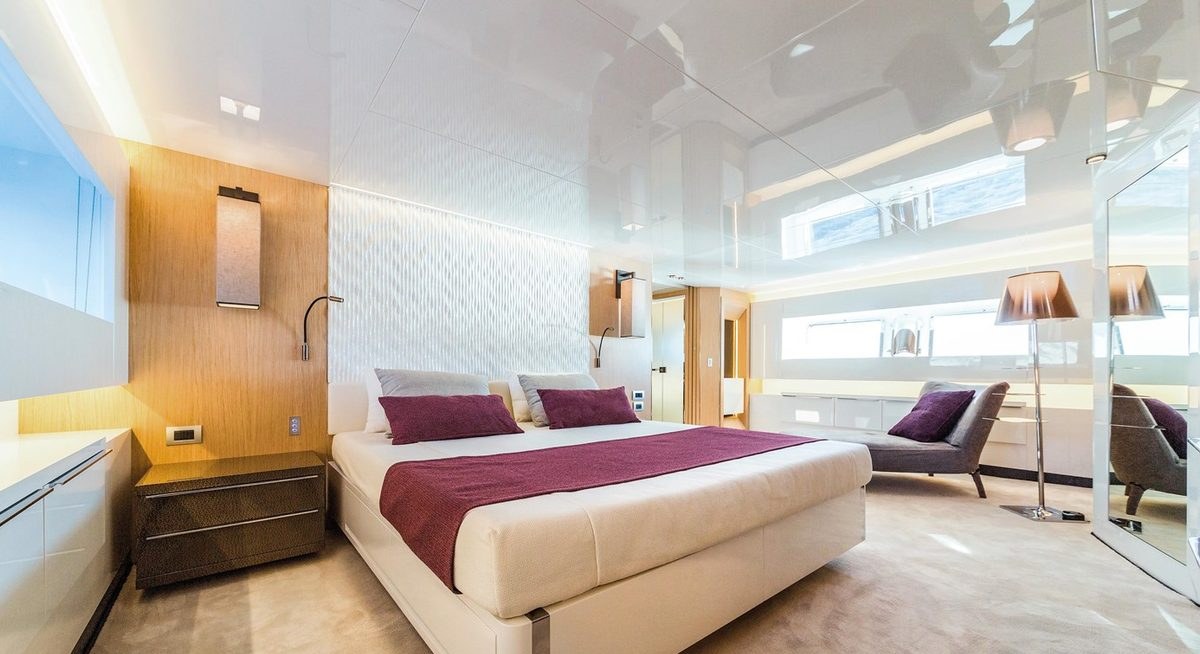 BOOM SHAKALAKA yacht charter 5