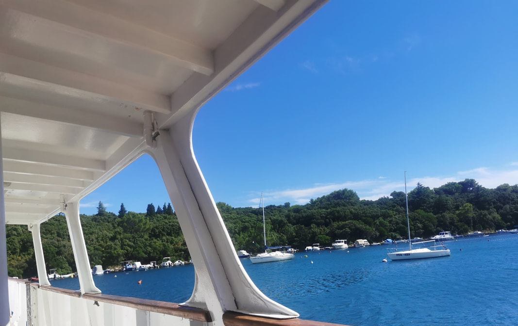CADABRA yacht charter 2