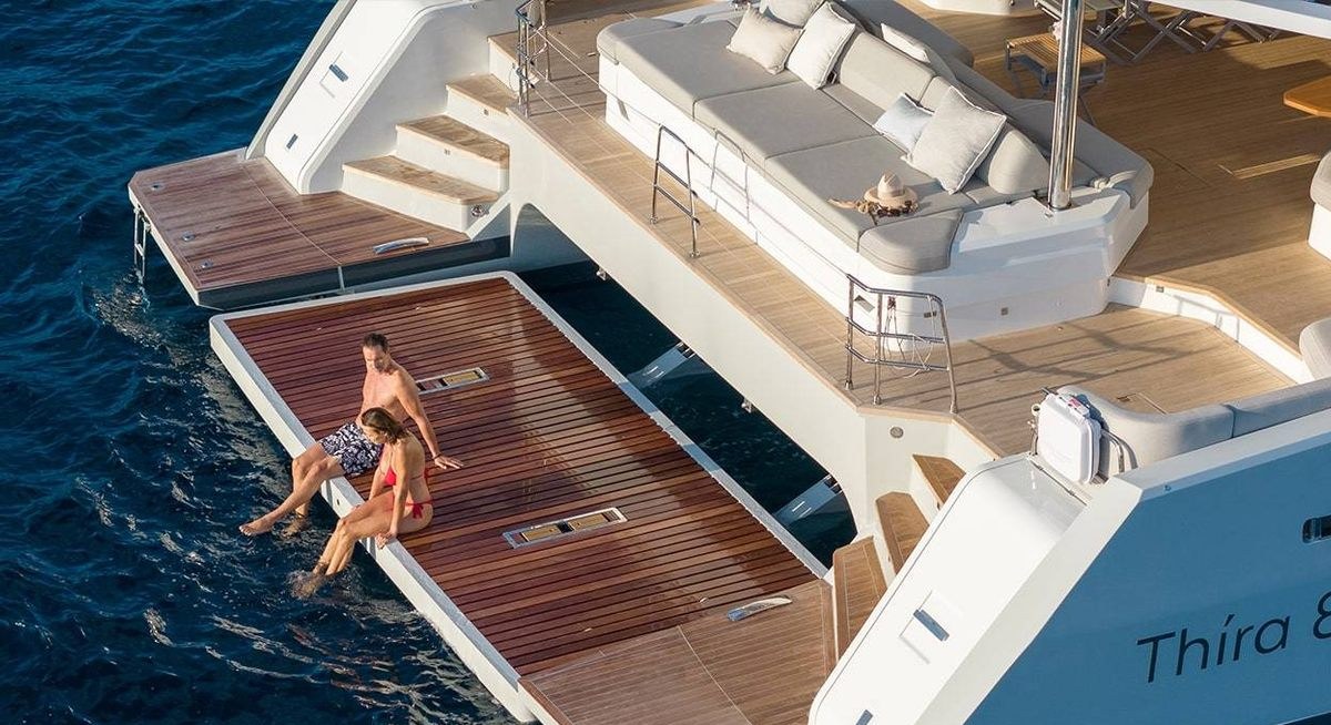 CAPRI yacht charter 5