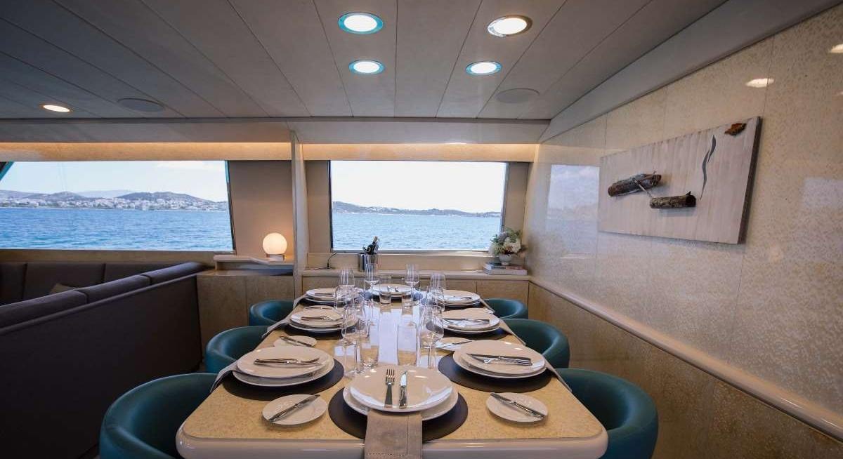CARINO yacht charter 5