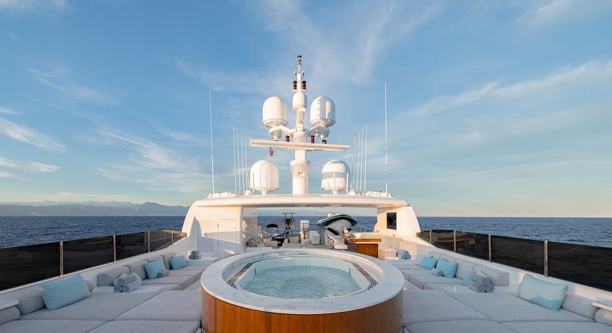 CARPE DIEM yacht charter 3