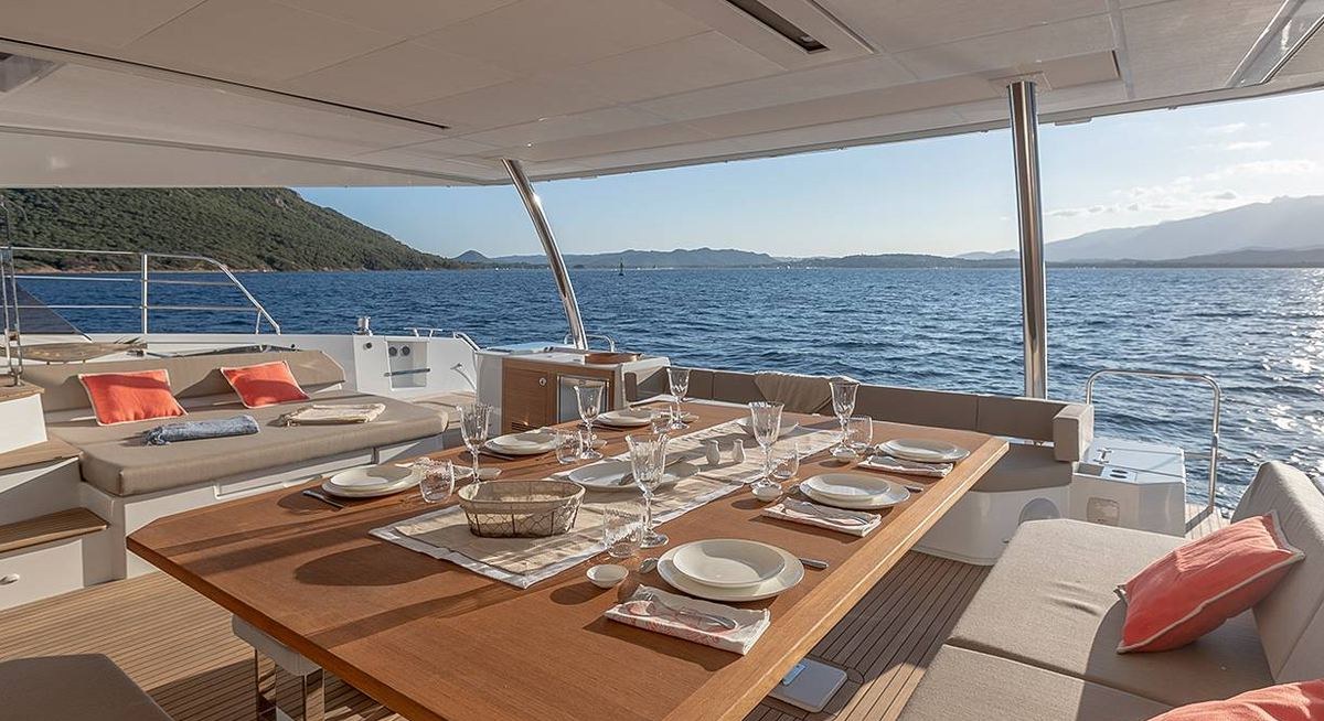 CHILOE yacht charter 4
