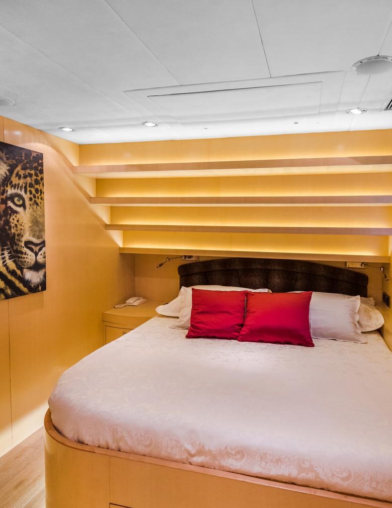 تأجير يخت CONTE ALBERTI YACHT CHARTER