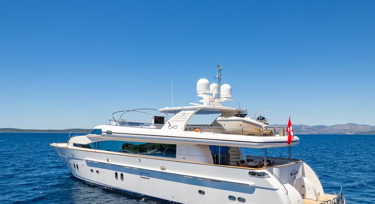 CONTE STEFANI yacht charter 5