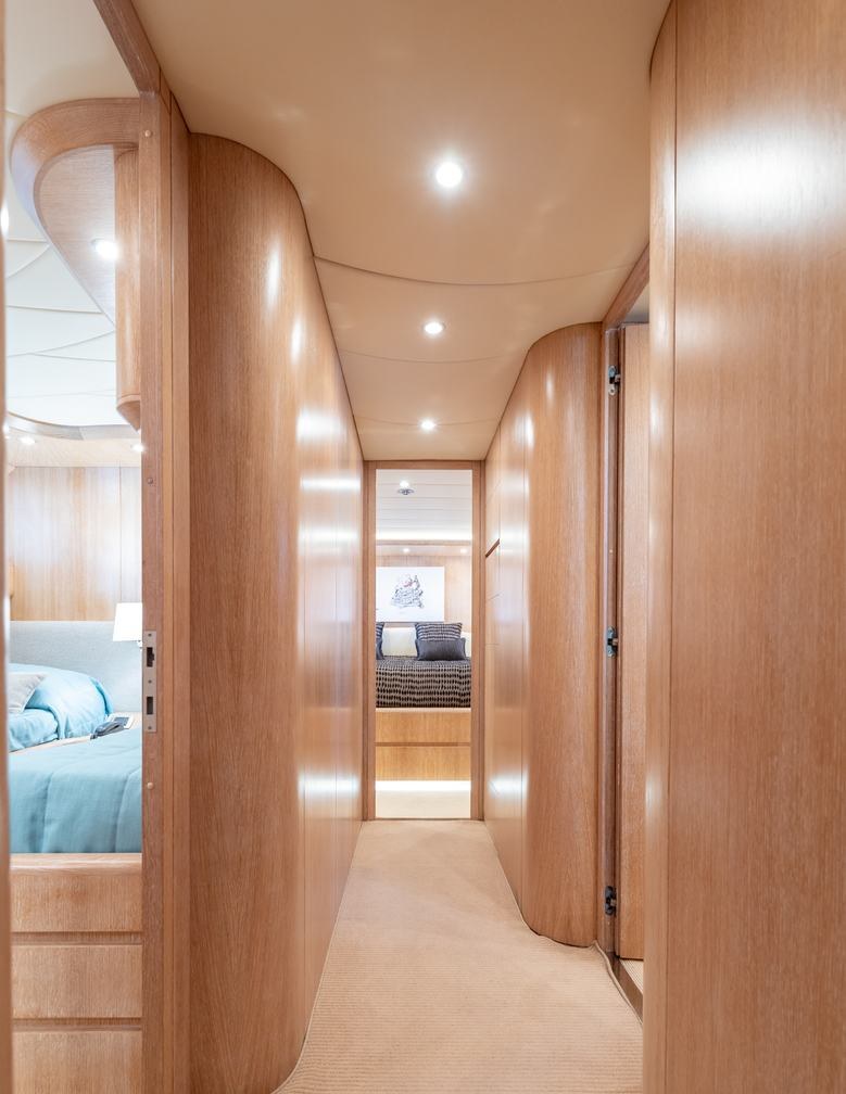 Yacht charter COOKIE YACHT CHARTER