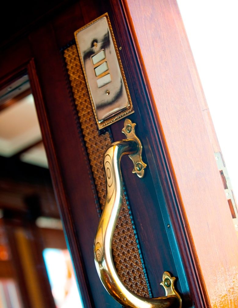 Yacht charter CROCE DEL SUD YACHT CHARTER