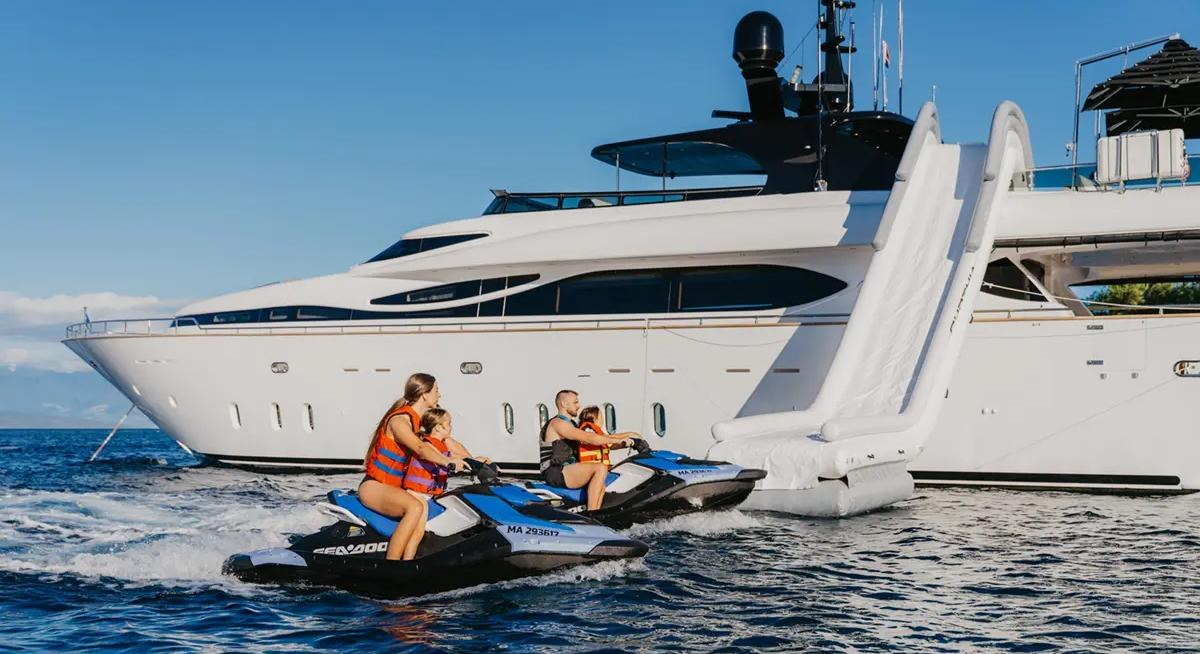CYNTHIA yacht charter 2