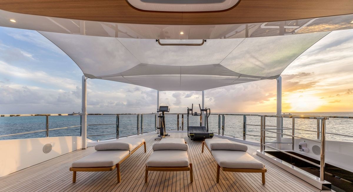 DOKINHA yacht charter 2