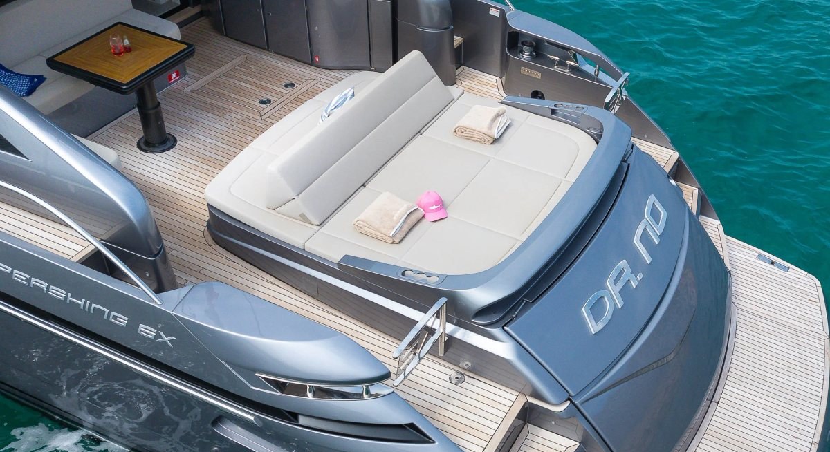 DR NO yacht charter 4
