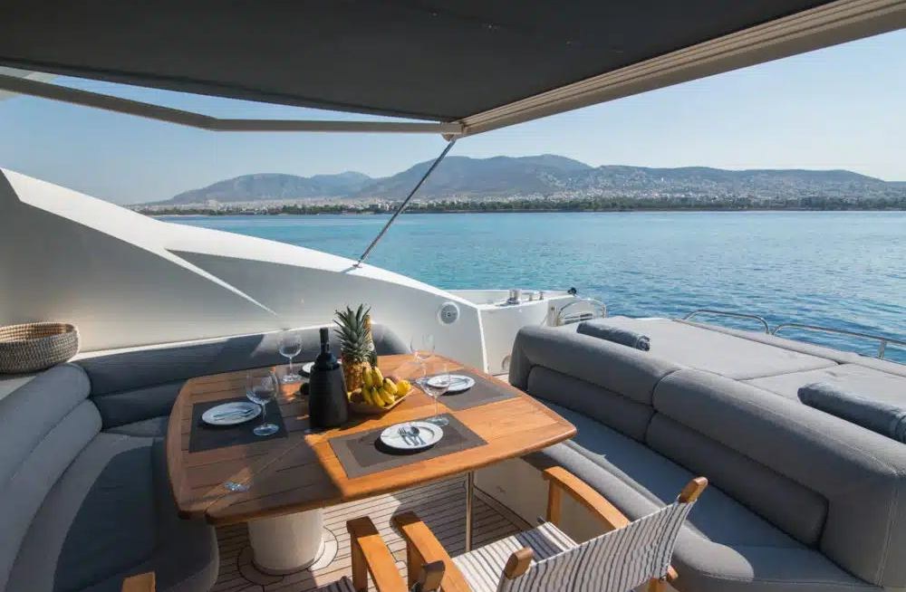 ELENTARI yacht charter 3
