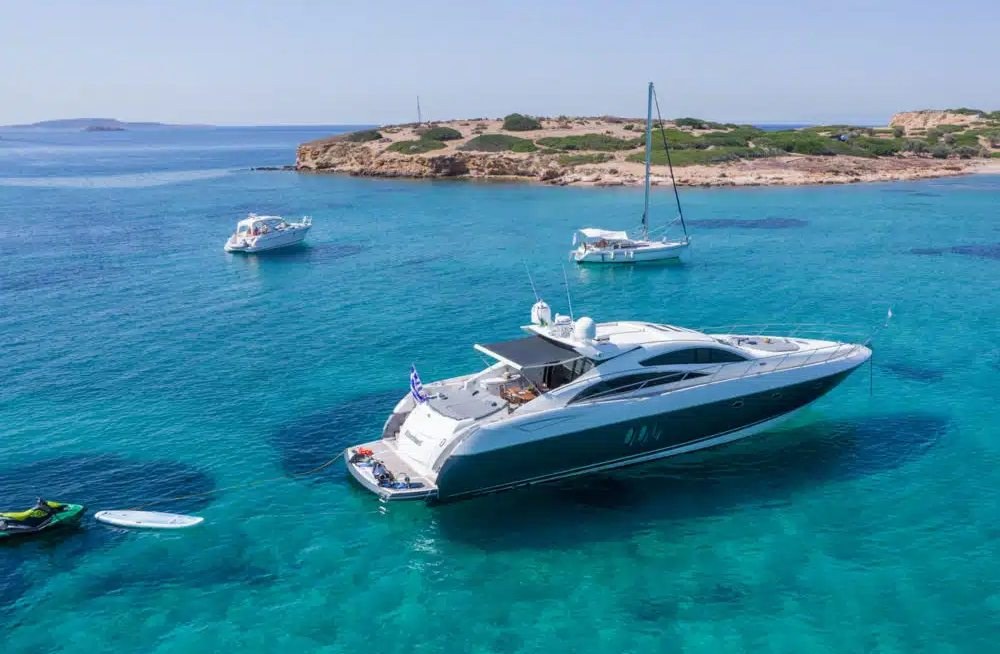 ELENTARI yacht charter 5