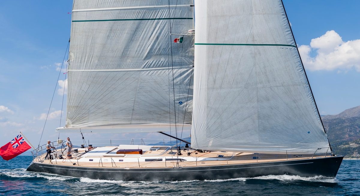 ELISE WHISPER yacht charter 3