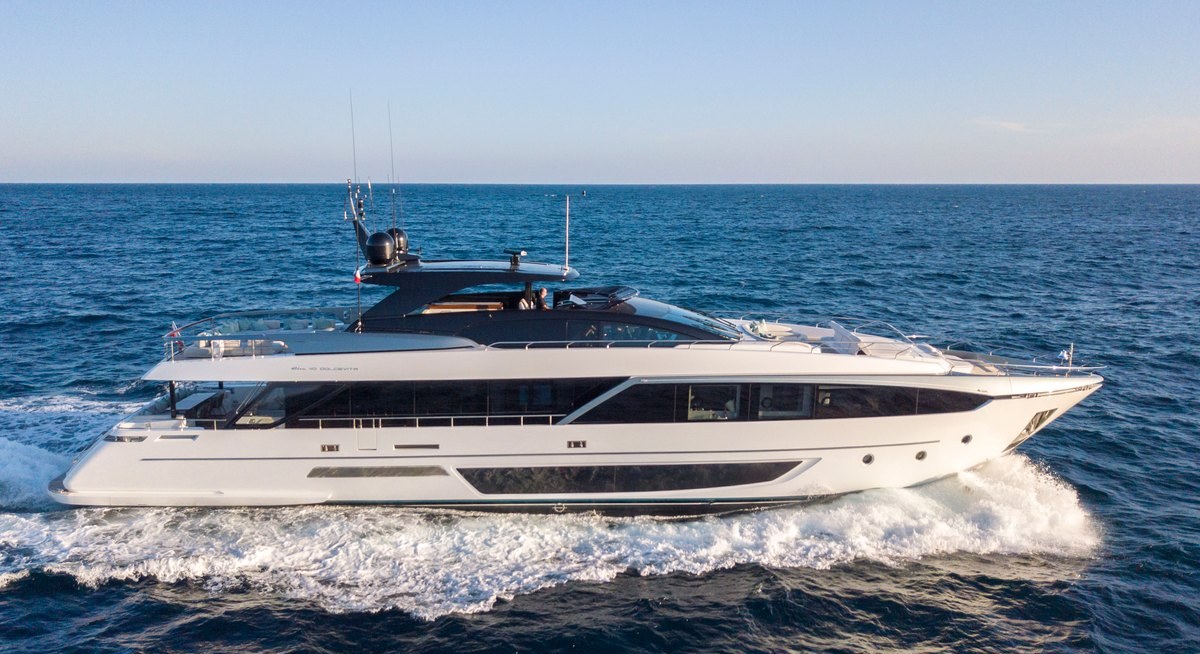 ELYSIUM I yacht charter 1