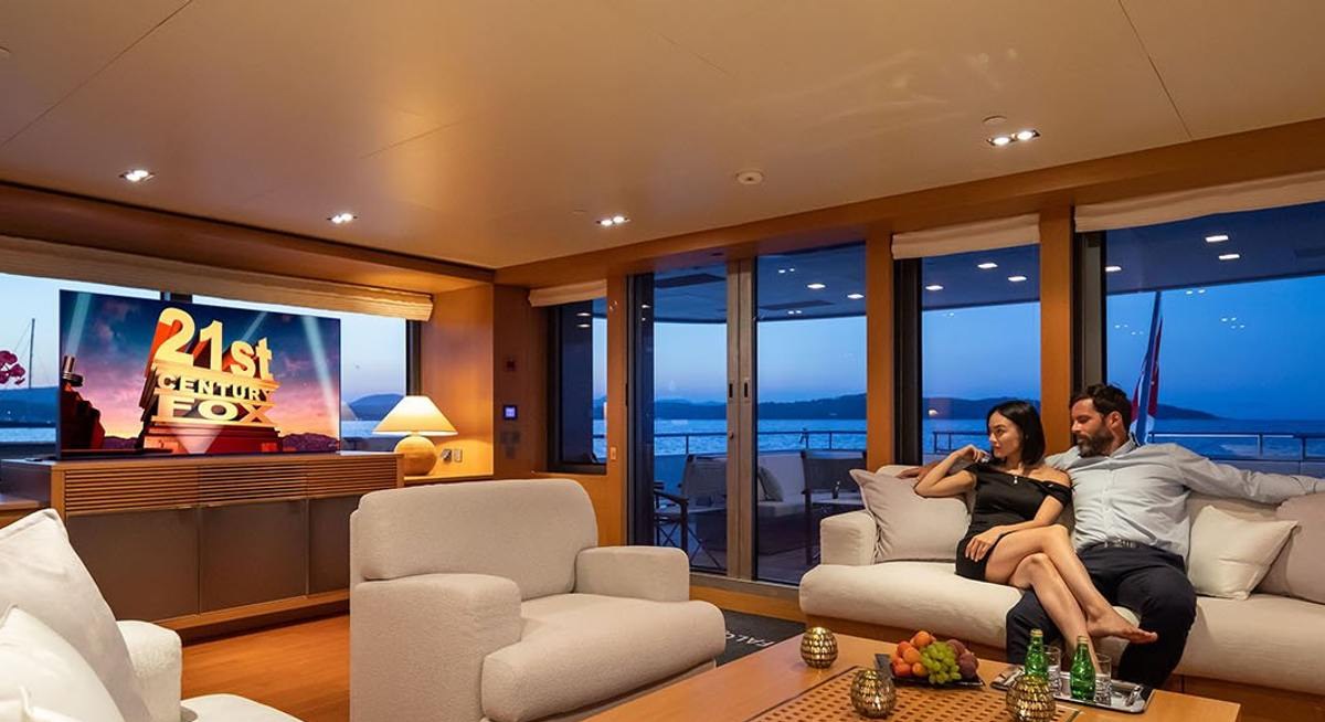 FALCO MOSCATA yacht charter 2