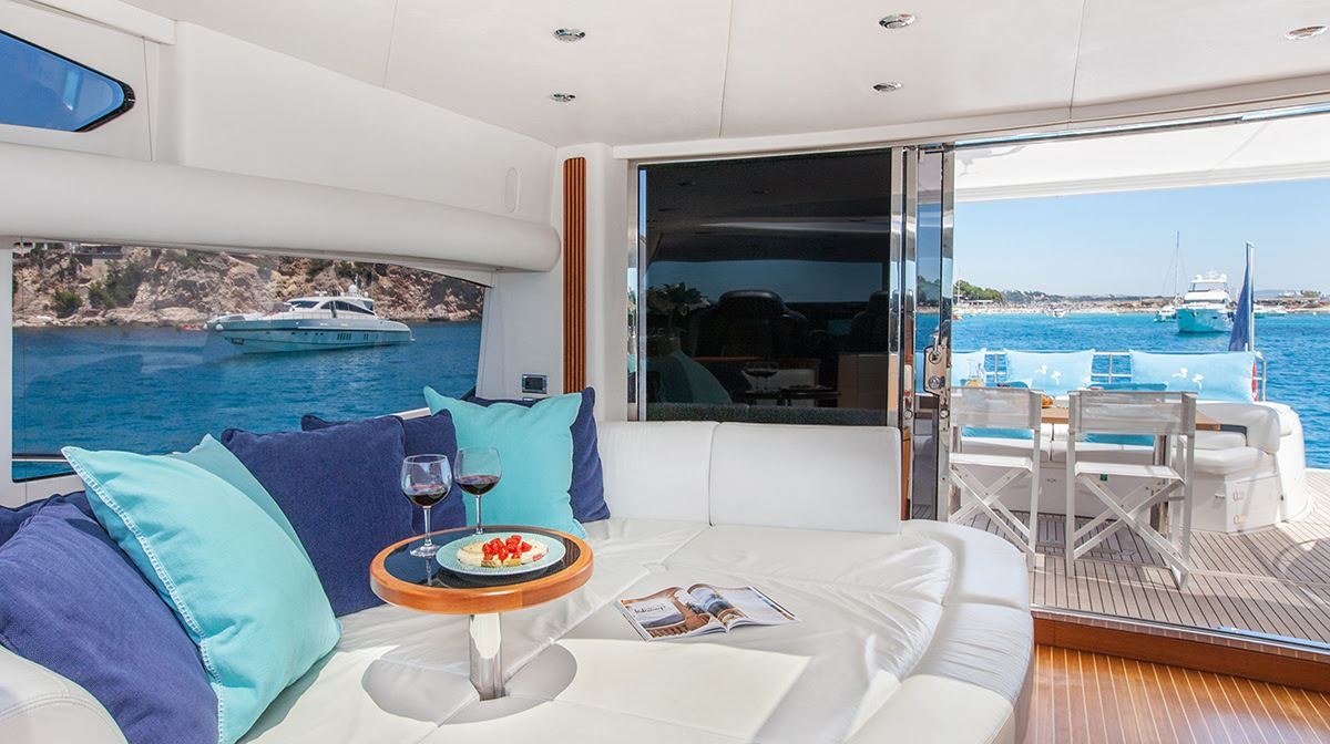 FROGGY yacht charter 5