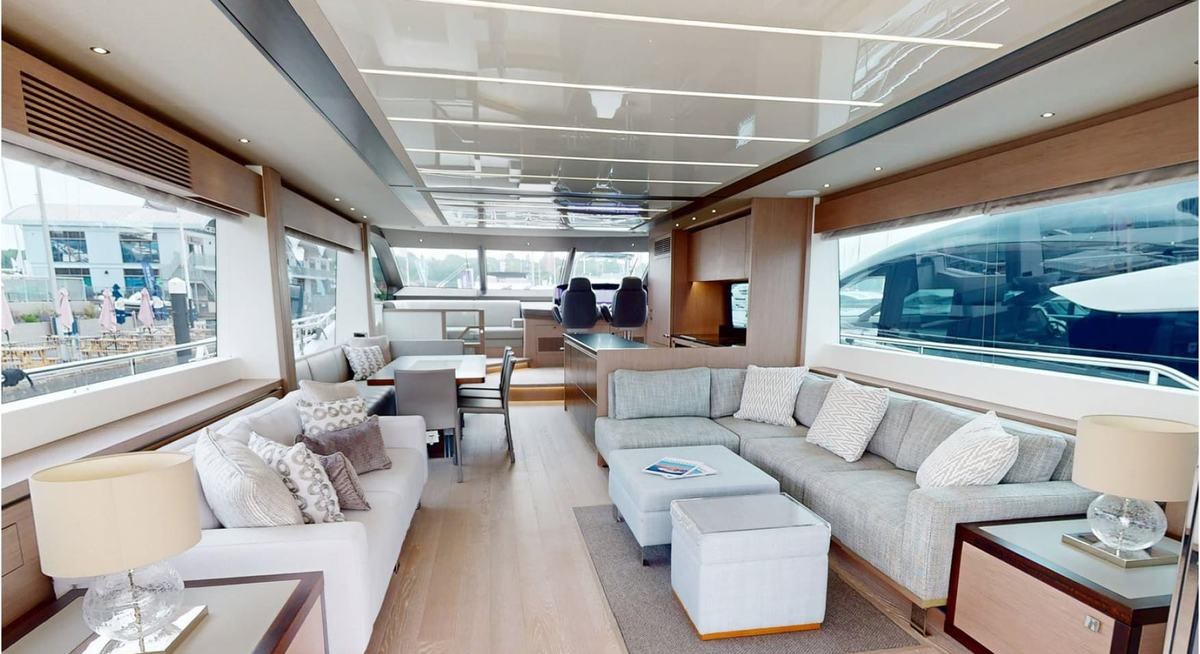 G.T.U. yacht charter 4