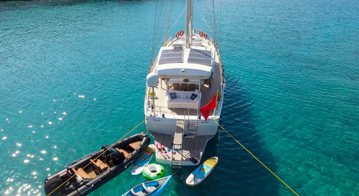 GAZELLA yacht charter 5