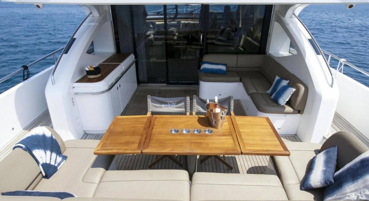 GITANA II yacht charter 4