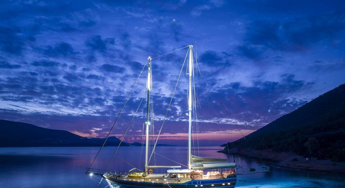 GOZDEM THE ONE yacht charter 1