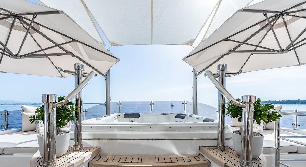 GRAND CRU yacht charter 1