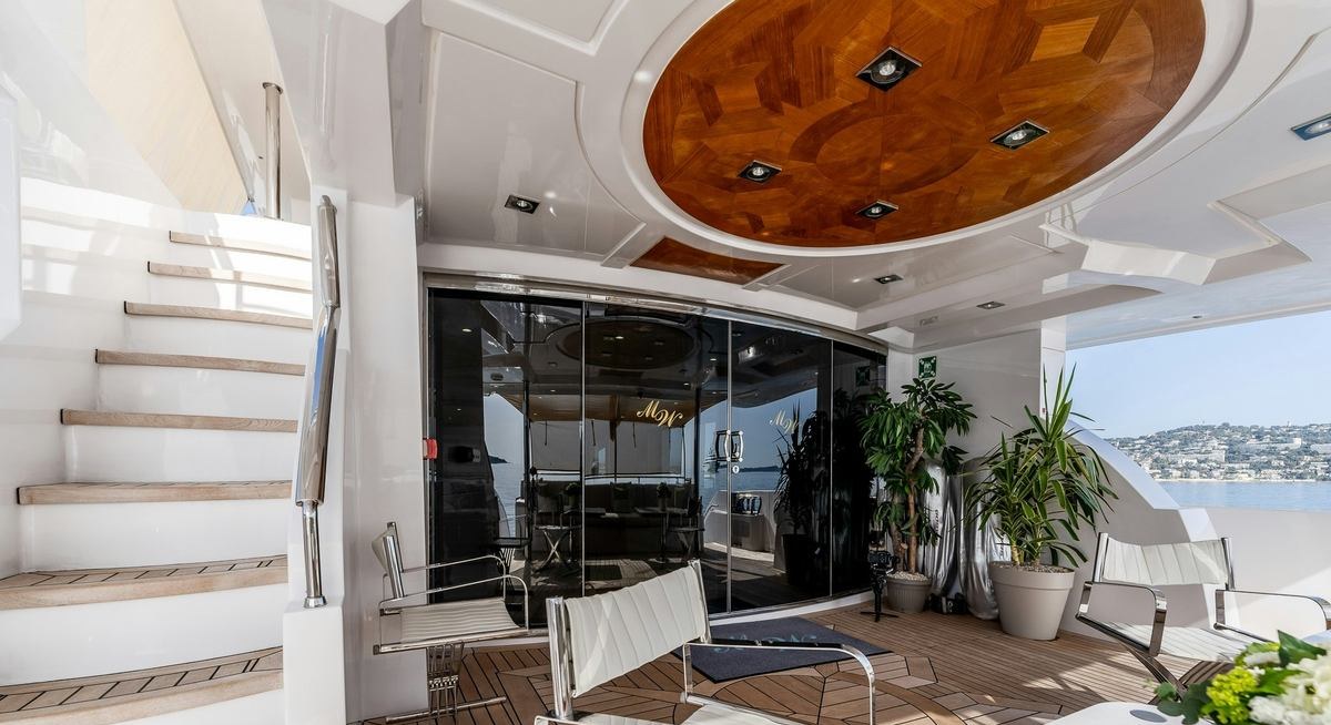 GRAND CRU yacht charter 5