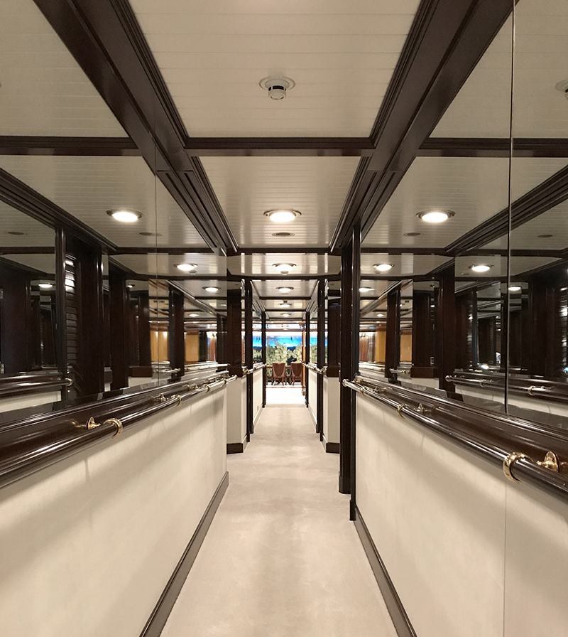 Yacht charter GRAND OCEAN YACHT CHARTER