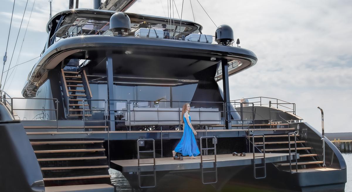 GRAYONE yacht charter 5